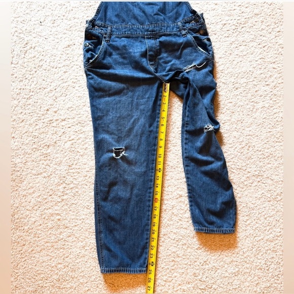 GAP Women's Carpenter Distressed Denim Bib Suspender Style Overalls, Sz Med - Picture 15 of 15